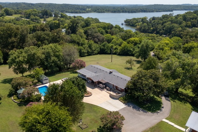 344 Peach Valley Rd