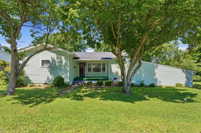 3007 Dabbs Ave
