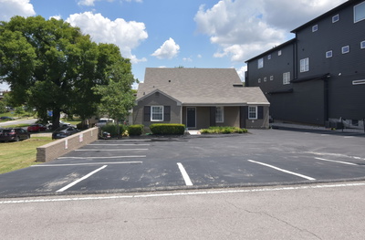 2702 Greystone Rd