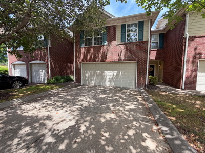 403 Heath Pl