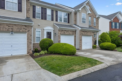 7277 Charlotte Pike