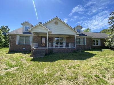 312 Corbin St