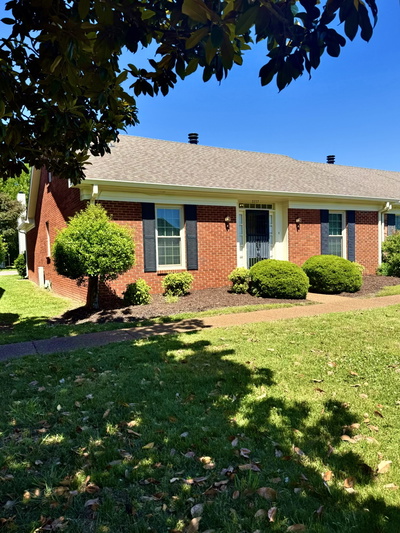 1137 E Northfield Blvd