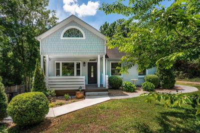 3103 Ironwood Dr