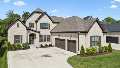 105 Hayden Ln