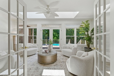 9429 Weatherly Dr