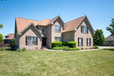 701 Scottland Trce