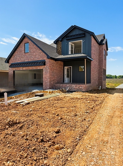 914 Bankside Dr