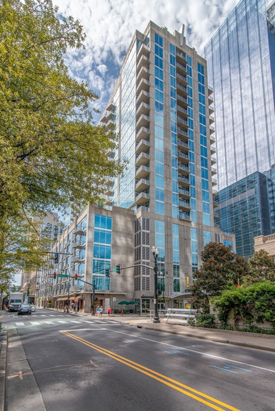 301 Demonbreun St