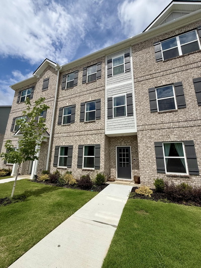 109 Rosebush LN