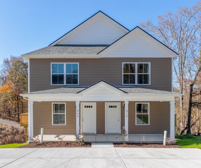922 E Happy Hollow Dr