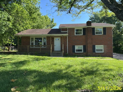 310 Rue Le Mans Dr