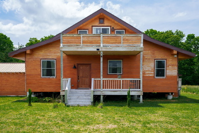 802 Drake Ln