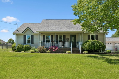 Exterior view of 1473 Bridle Ln in Chapel Hill, TN