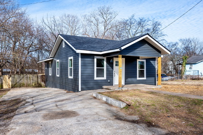874 Apex St