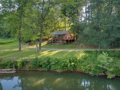 5725 Wayland Springs Rd