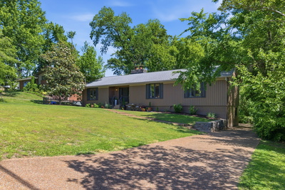 934 Giant Oak Dr