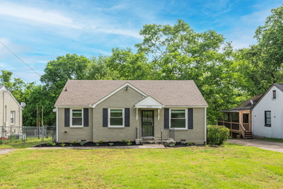 2223 Fernwood Dr