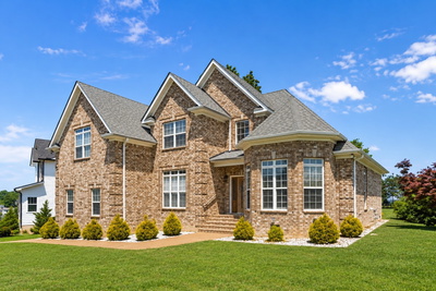 604 Summerbreeze Ln