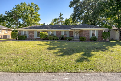 7465 Harrow Dr