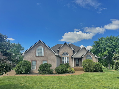 104 Mesa Dr