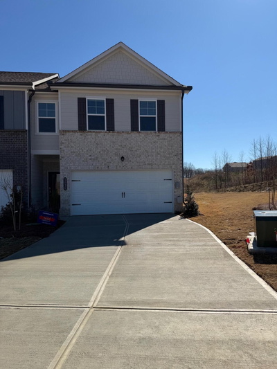 5030 NE Highwood Drive, NE
