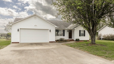 Exterior view of 222 Mulberry Lane, NE in Cleveland, TN
