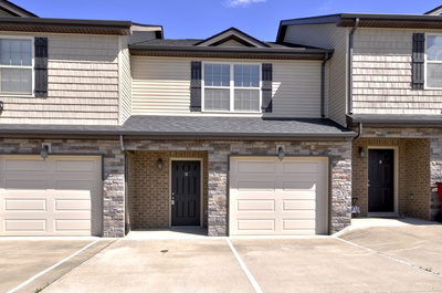 121 MELBOURNE DR