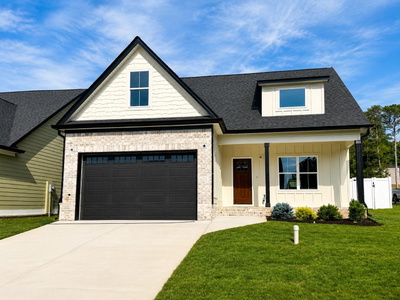 5125 Ella Lane, NE
