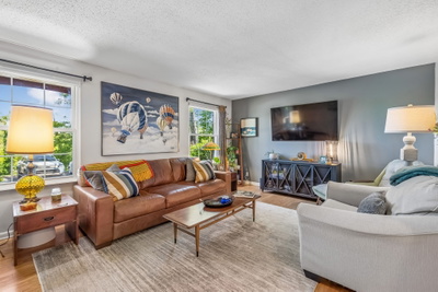 5510 Country Dr
