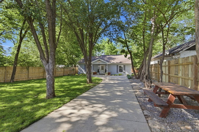300 Timmons St