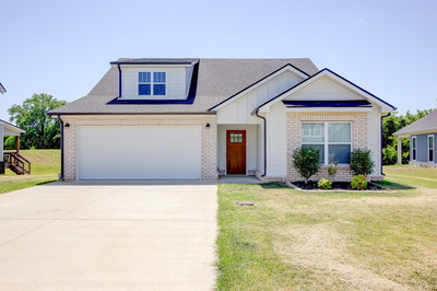 381 Frontier Dr