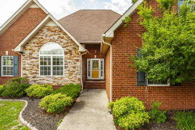 2623 Mission Ridge Dr