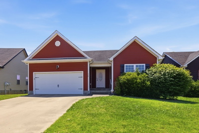 520 Falkland Cir