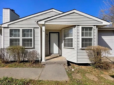 1128 Cabana Dr