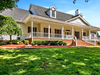 904 Weeping Willow Rd
