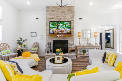 556 Larkspur Dr