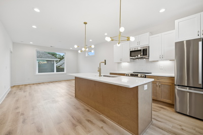 1117A Chester Ave