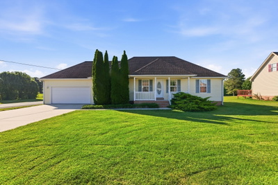 Exterior view of 23 Northridge Dr in Manchester, TN