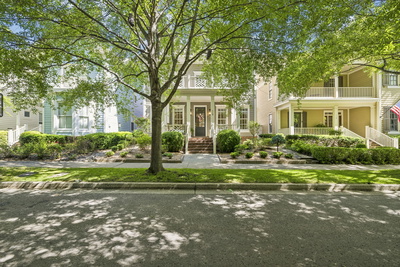 710 Abbott Pl