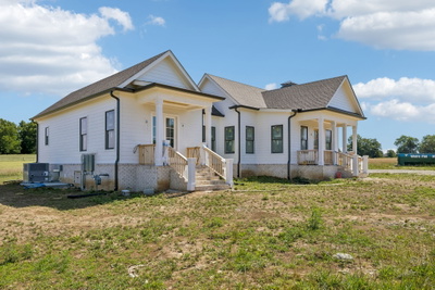 4718 Eagleville Pike