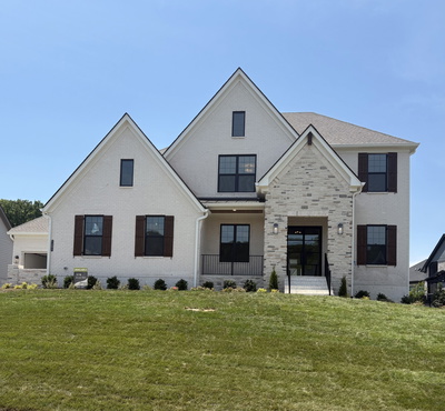 7405 Leelee Dr