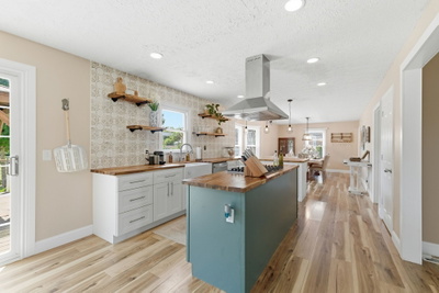 380 Clarkston Dr