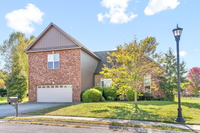 126 Parkland Cir