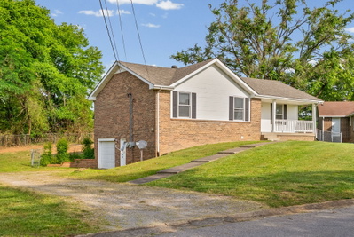 802 Knox Ln
