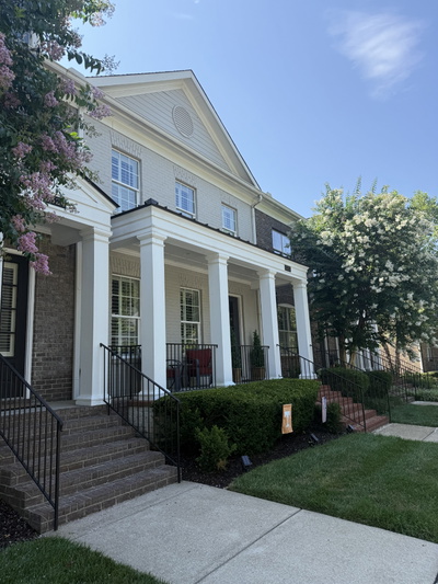 2 Tillman Place
