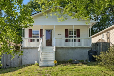 1802 Seminary St
