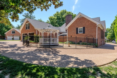404 Chesterfield Pl