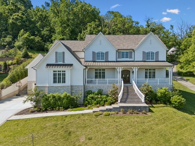 1019 Stockett Dr
