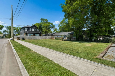 4024 Delaware Ave